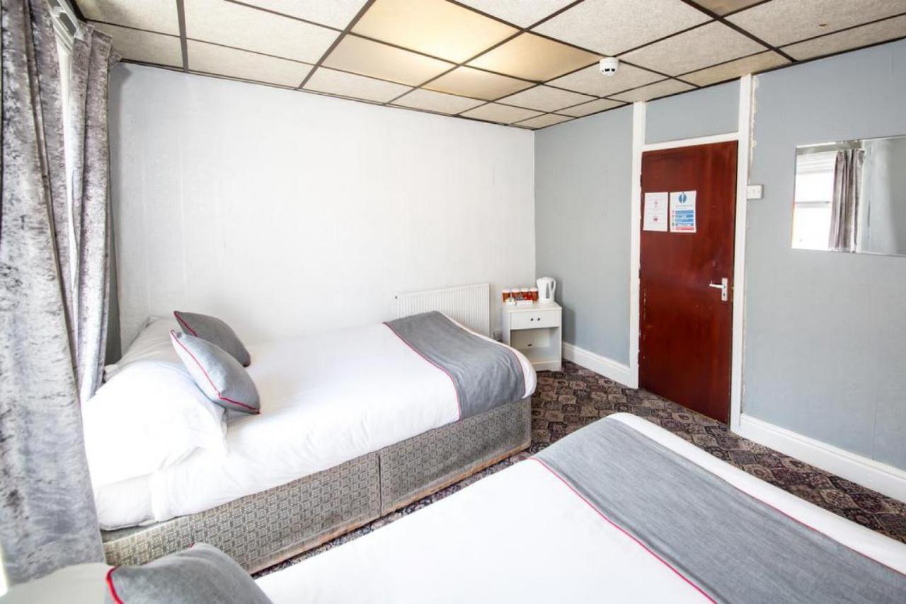 Myroomz Silver Strand Hotel Blackpool Esterno foto